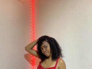 Eroottinen videokeskustelu SexyFrenchDoll