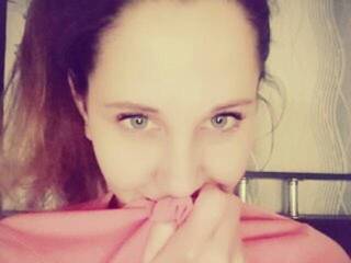 Eroottinen videokeskustelu SexyHelen