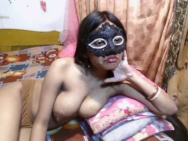 Lähettää kuvakaappauksia Sexyindianqueen