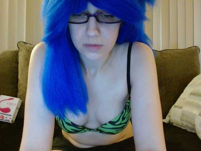 Kuvat Bluerazz18 Welcome all! Tip for #lush!! Follow, show support and comment to show love! TwitterOnlyFans: @neonsmurfette