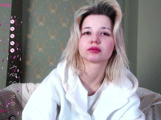 Lähettää kuvakaappauksia nicoleblonde