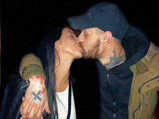 Eroottinen videokeskustelu RocketRabbits