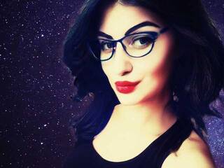 Eroottinen videokeskustelu Simonart