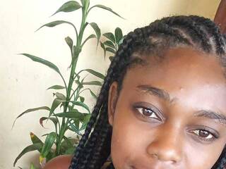 Eroottinen videokeskustelu SirenahMayrah