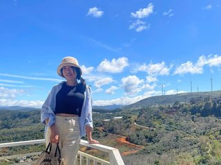 Eroottinen videokeskustelu SKINNY-SINGLE