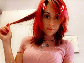 Eroottinen videokeskustelu SlutBubbles