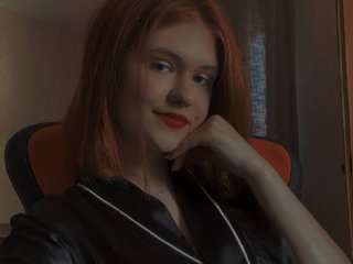 Eroottinen videokeskustelu SlyFoxEva