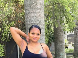 Eroottinen videokeskustelu SmoothYellow255