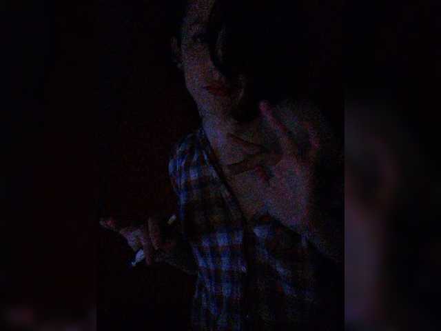 Lähettää kuvakaappauksia sociopatichka