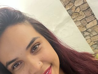 Eroottinen videokeskustelu sofia-2025