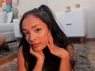 Eroottinen videokeskustelu SofiaBrown