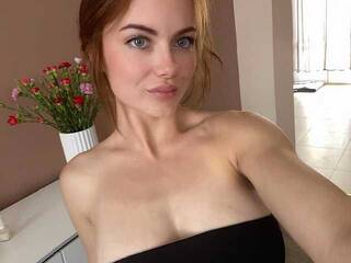 Eroottinen videokeskustelu SofiaHeart