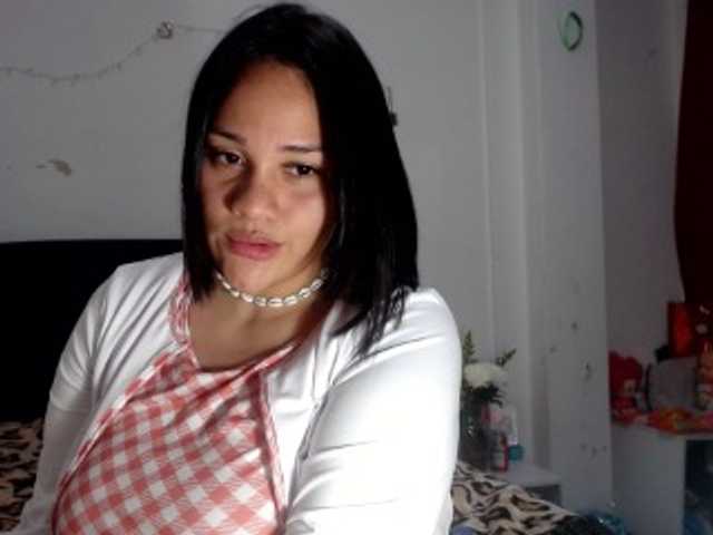 Lähettää kuvakaappauksia sofiahornyy