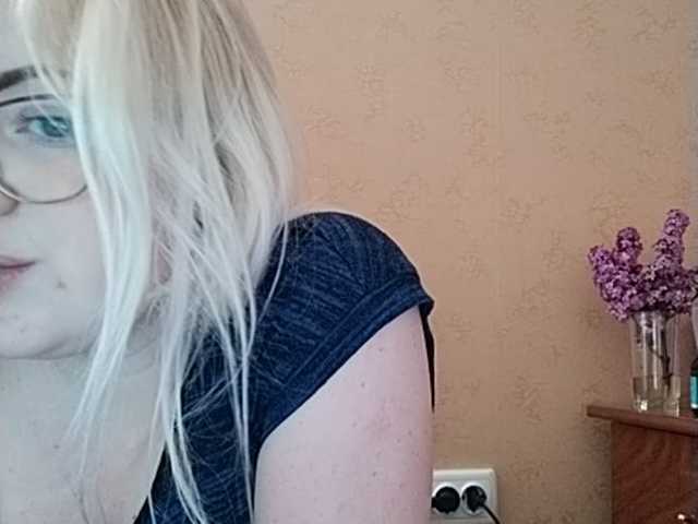 Lähettää kuvakaappauksia SofiaWilson23