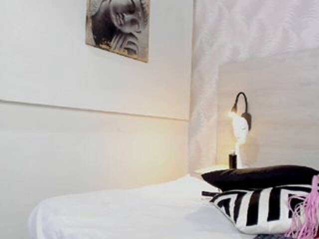 Lähettää kuvakaappauksia sofidiaz09