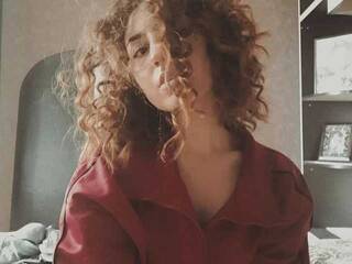 Eroottinen videokeskustelu SofiyaRed