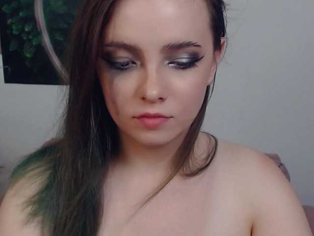 Lähettää kuvakaappauksia SonyaBlade9