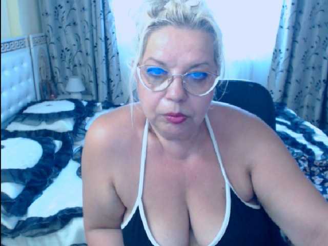 Kuvat SonyaHotMilf #BLONDE#MATURE#FEET##PUSSY#ASS#MAKE ME HAPPY WITH YOUR TIPS!!