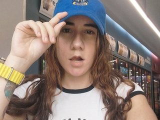 Eroottinen videokeskustelu SophieWils