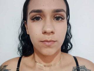 Eroottinen videokeskustelu SOPHIIE-ADAMS