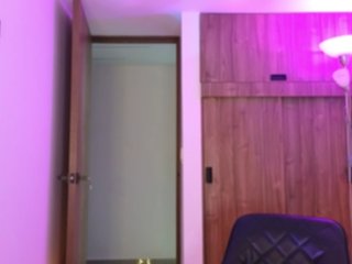 Eroottinen videokeskustelu _MissJulia_