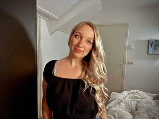 Eroottinen videokeskustelu Stellapower