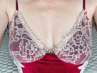 Eroottinen videokeskustelu StellaSprinkler