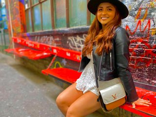 Eroottinen videokeskustelu StephanieDaniels