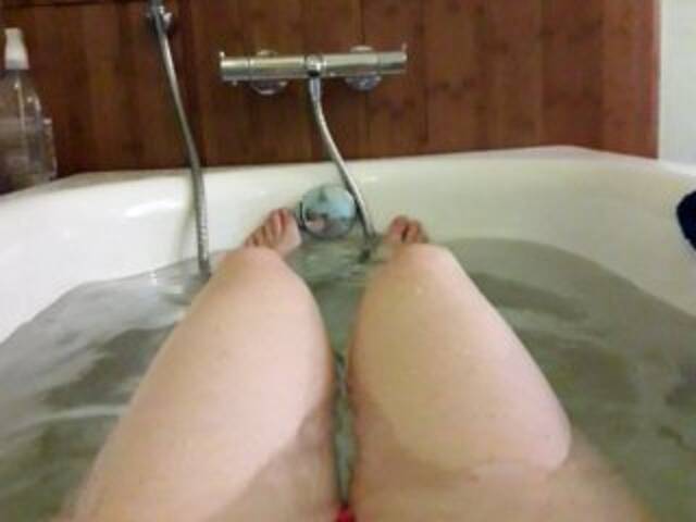 Lähettää kuvakaappauksia SubslutSuzy