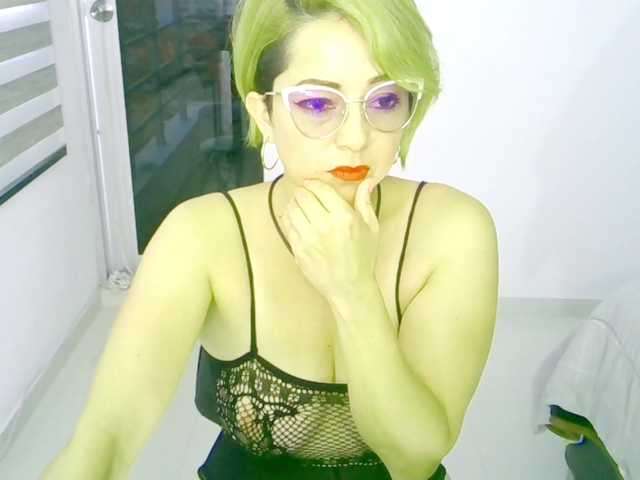 Lähettää kuvakaappauksia susancooper