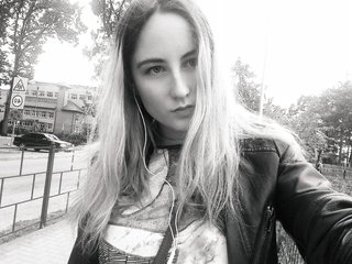 Eroottinen videokeskustelu Suzanna3