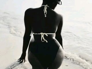 Eroottinen videokeskustelu SweeetEmmah