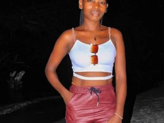 Eroottinen videokeskustelu Sweet-ebony5