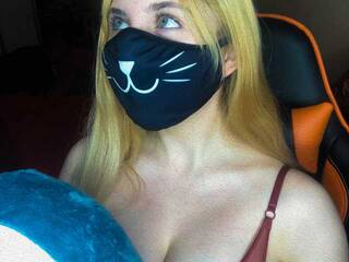 Eroottinen videokeskustelu Sweet-Loli