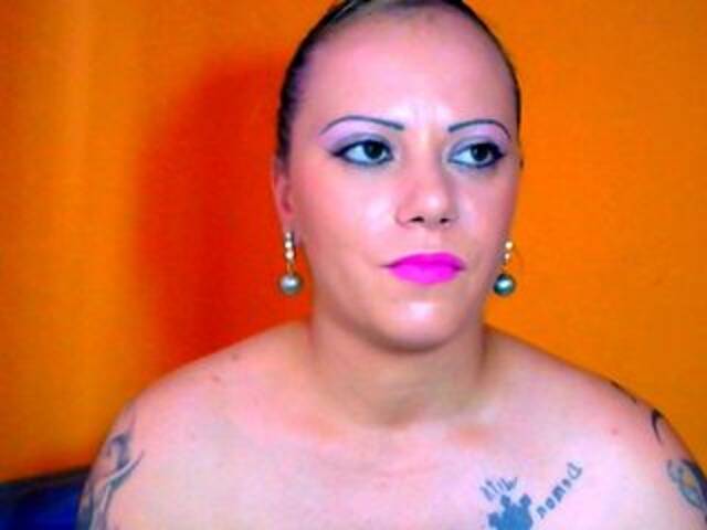 Lähettää kuvakaappauksia sweetalicee