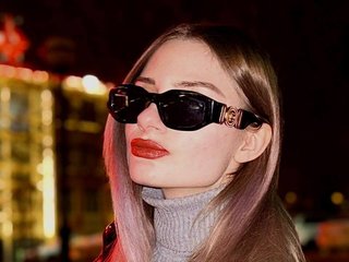 Eroottinen videokeskustelu _Brightgirl_