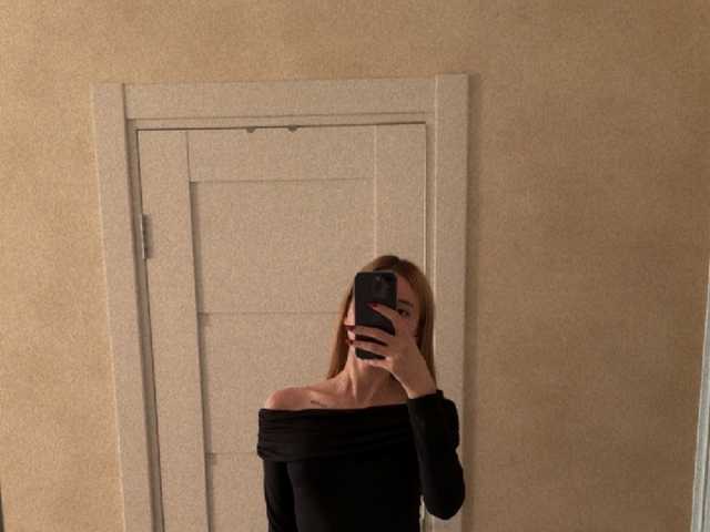 Kuva profiilista Alice__Foxx