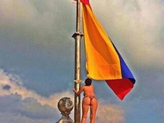 Eroottinen videokeskustelu sweetlatin22