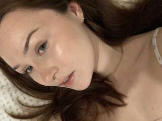 Eroottinen videokeskustelu SweetLindan