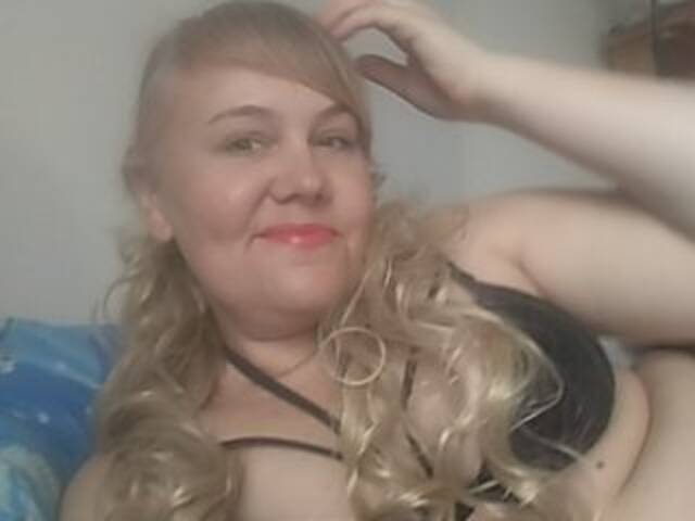 Lähettää kuvakaappauksia sweetmodel123