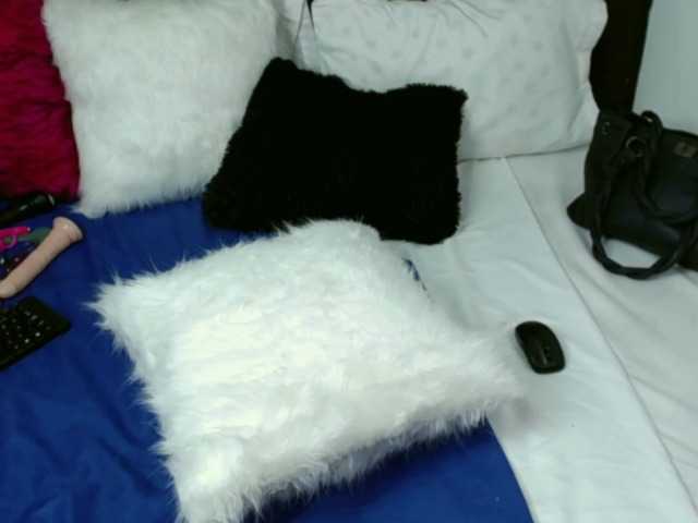 Lähettää kuvakaappauksia SylviaFerrer