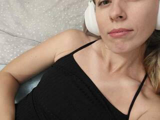 Eroottinen videokeskustelu Taiga-vvolna