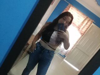 Eroottinen videokeskustelu TamyHoney