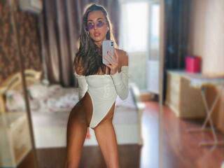 Eroottinen videokeskustelu TanyMur69