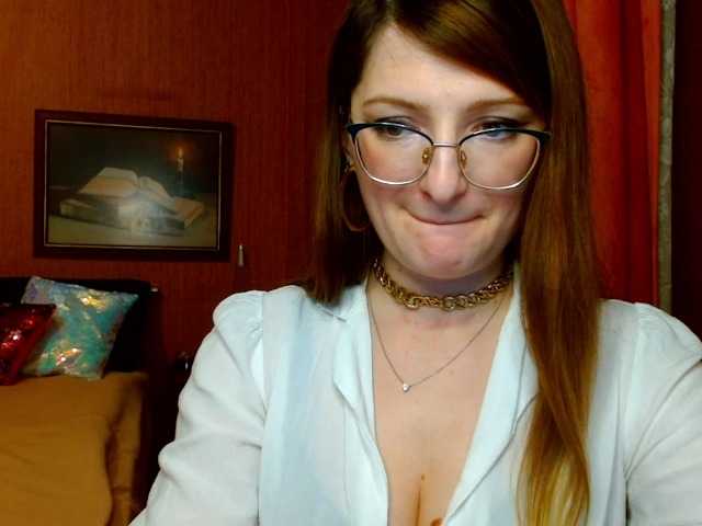 Kuvat tastyAriel Sweet and yet dang naughty ;) #innocentface #sweet #petite #glasses #fetish #natural #domina #teaser #cfmn #joi #cei #cbt #sph