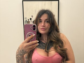 Eroottinen videokeskustelu Tattoogirlalina