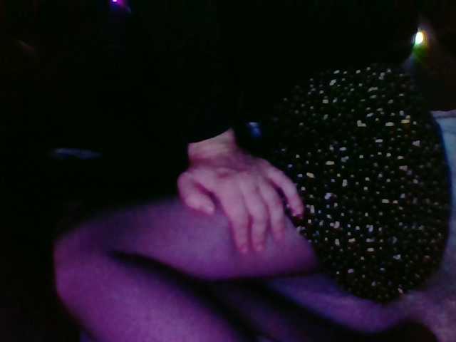 Lähettää kuvakaappauksia tenderpussy