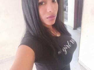 Eroottinen videokeskustelu TenishaWunder