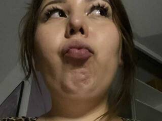 Eroottinen videokeskustelu Thebaddestfemale