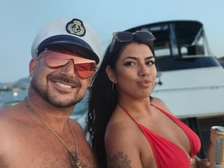 Eroottinen videokeskustelu TheCrimsonLounge